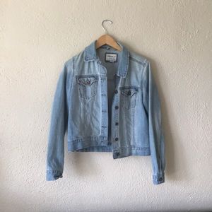 Cute vintage jean jacket